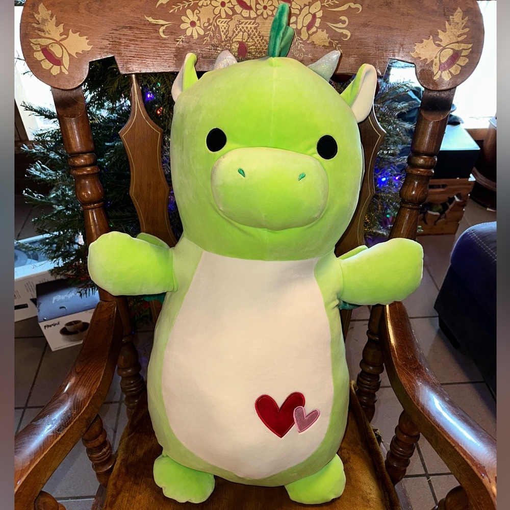 Desmund the Dragon 2023 Valentine's Day 26" Hugmee Squishmallow